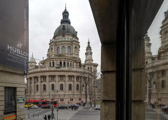 アパート Panorama View Of Basilica